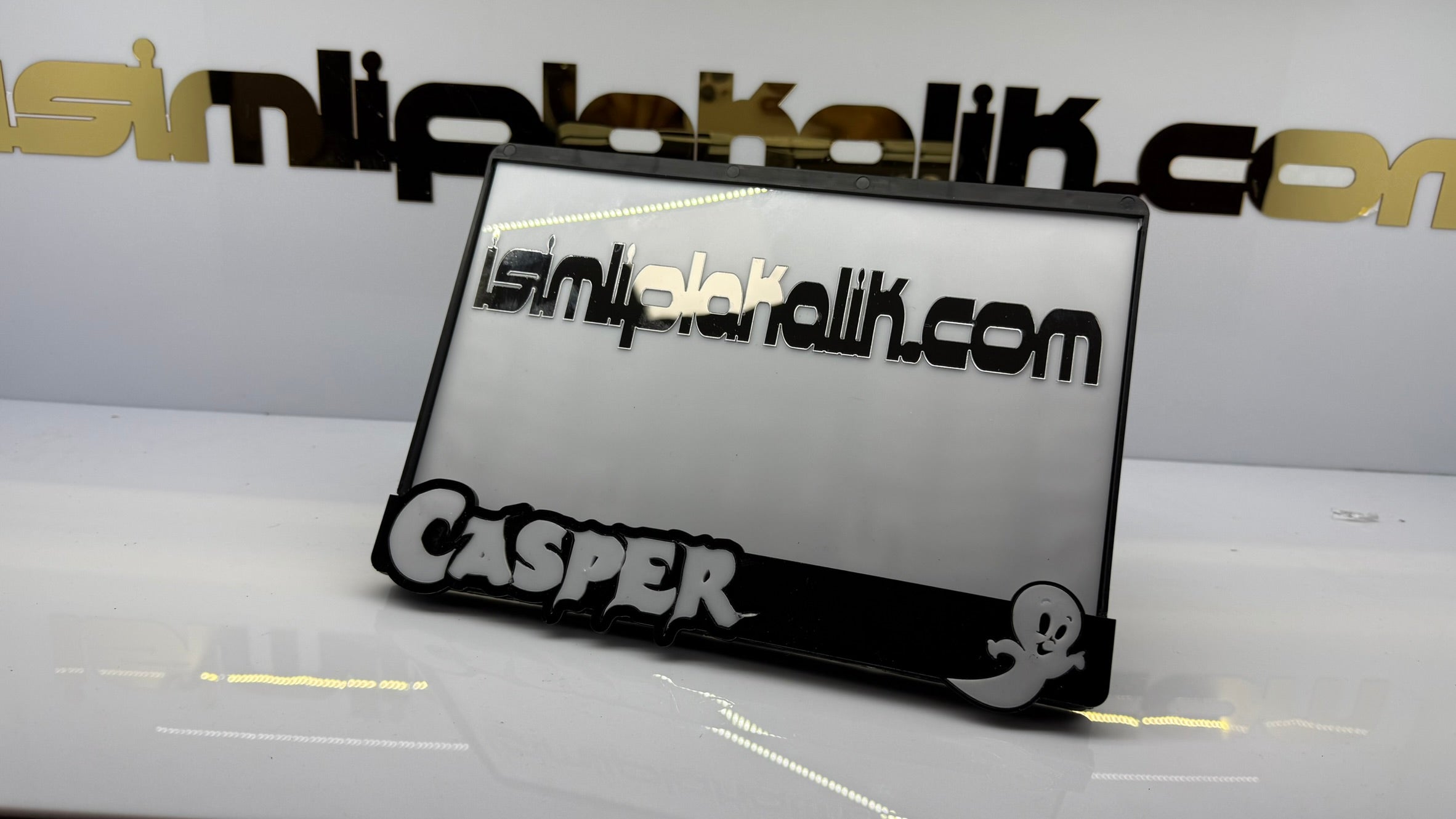 Casper Yazılı Siyah Parlak Pleksi Motorsiklet Plakalık
