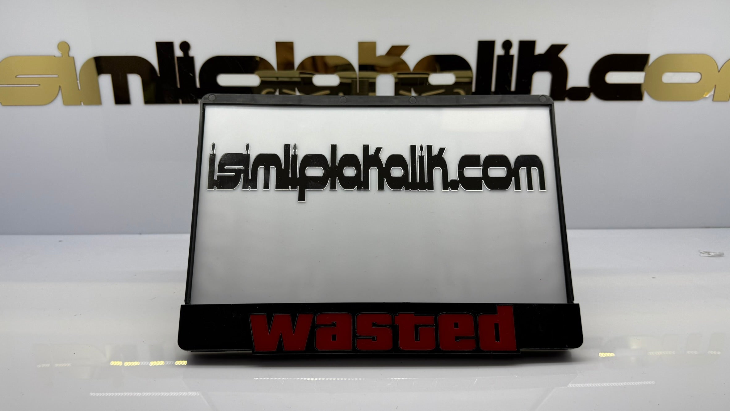 Wasted Yazılı Siyah Parlak Pleksi Motorsiklet Plakalık