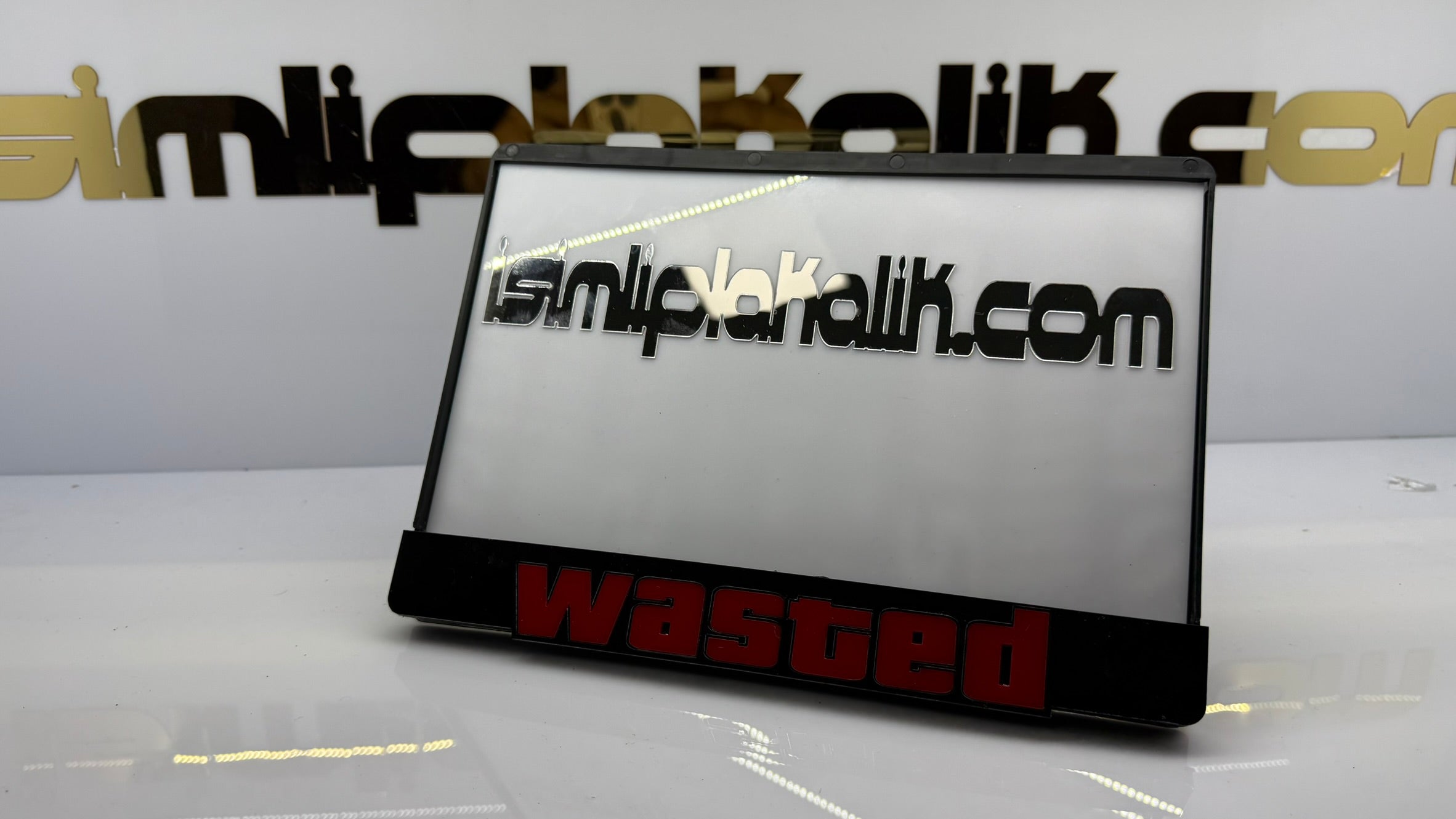 Wasted Yazılı Siyah Parlak Pleksi Motorsiklet Plakalık
